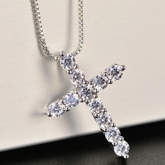 CZ Cross pendant and necklace (silver) - Picture 3 of 6